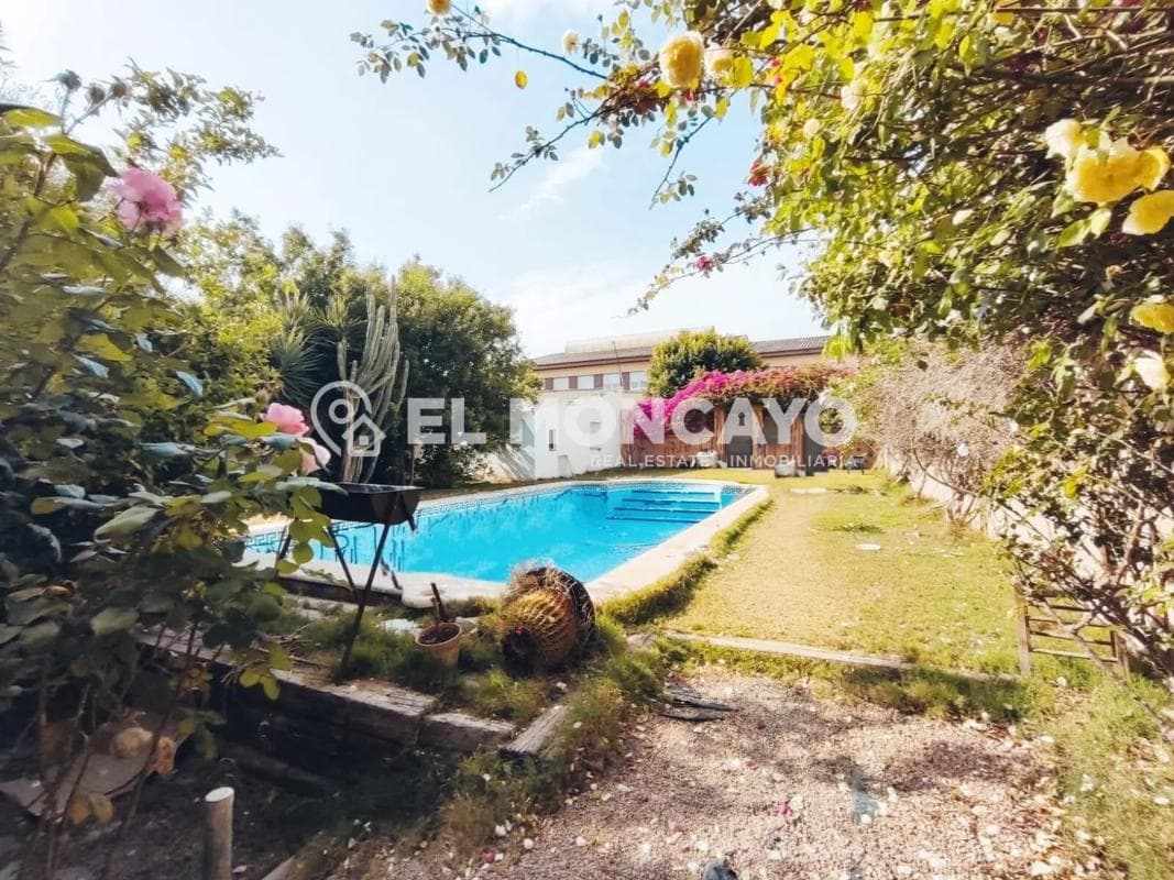 Propiedades en venta y alquiler en España photo 2
