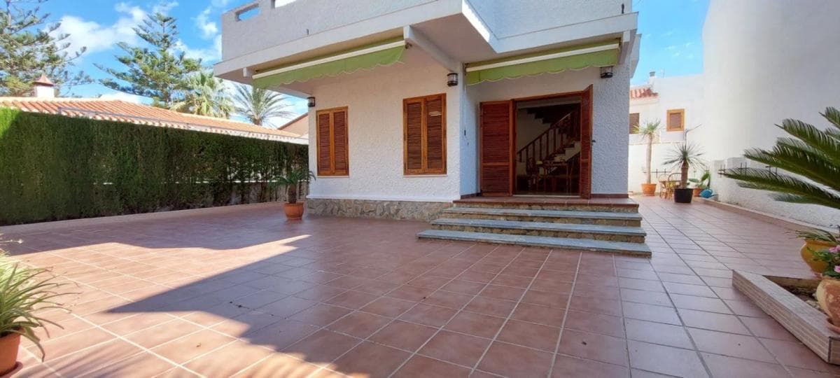 Propiedades en venta y alquiler en España photo 3
