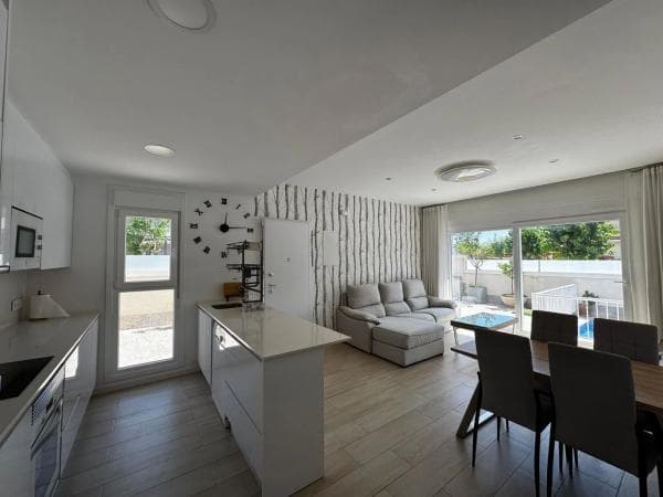 Casa independiente en calle Numancia, 36 thumbnail 2