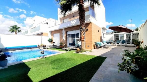Casa independiente thumbnail 1