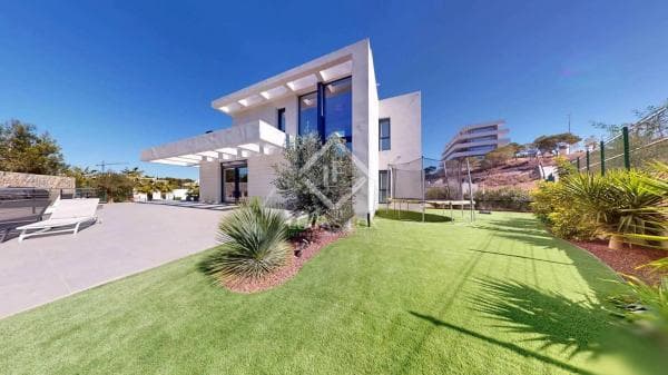 Casa independiente photo 1