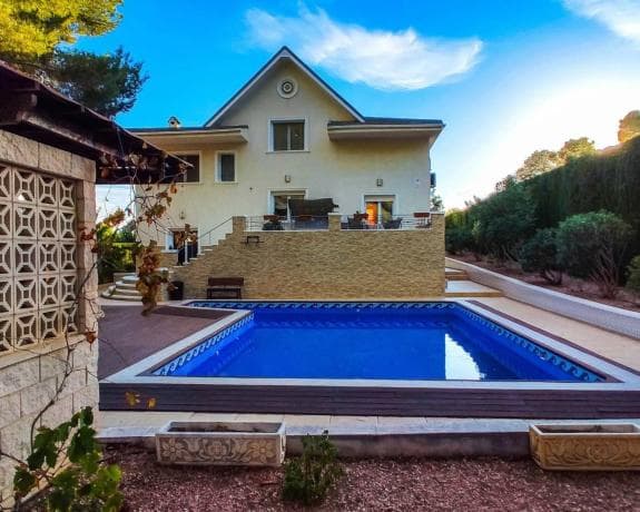 Casa independiente thumbnail 1