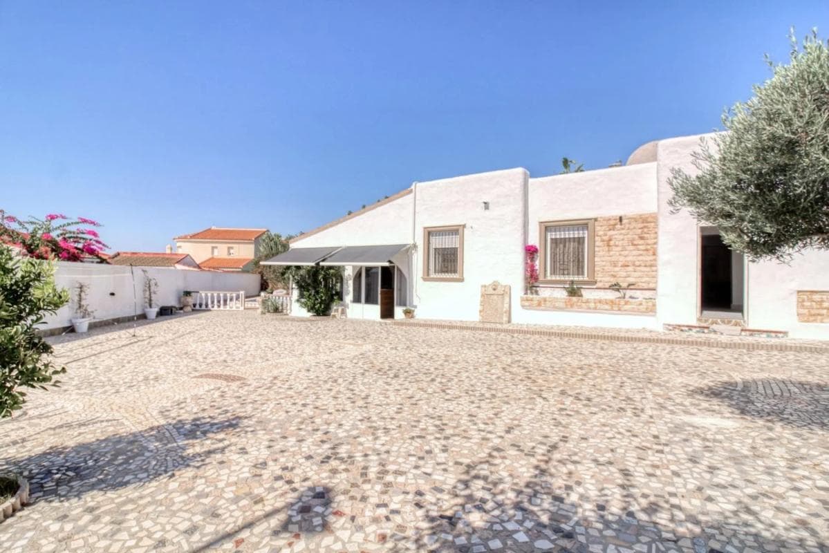 Venta de chalet independiente en Calle Galicia, Rojales
photo 2