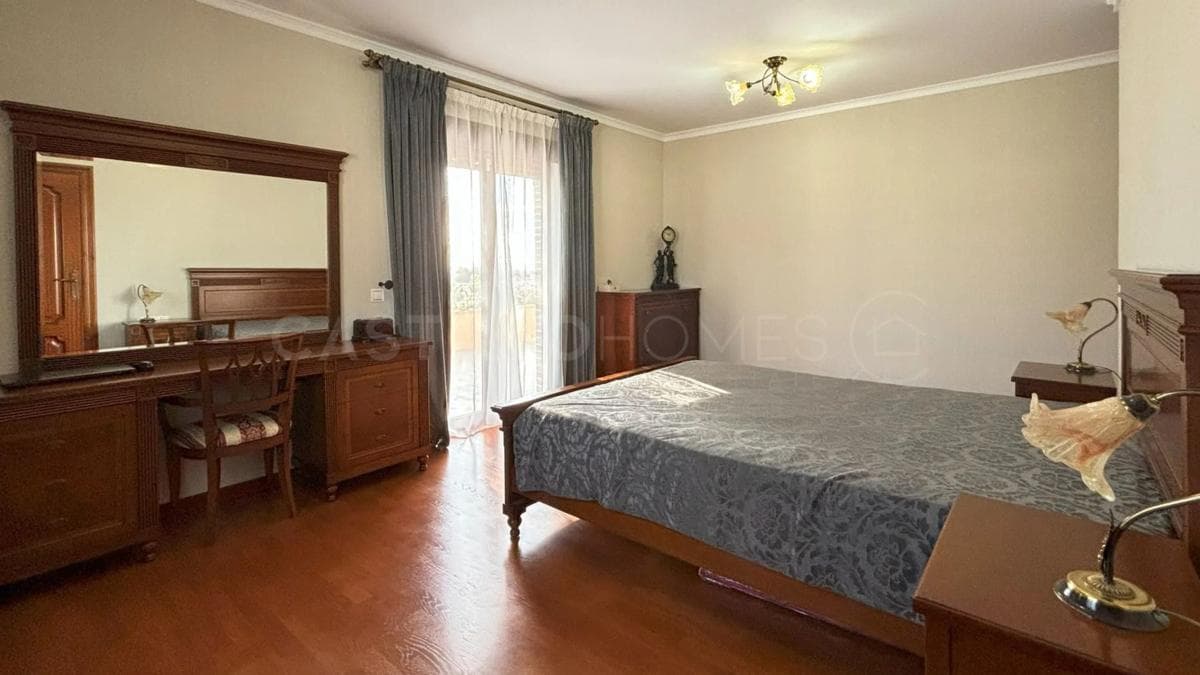 Propiedades en venta y alquiler en España photo 2