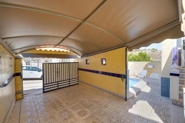 Casa independiente en calle Extremadura thumbnail 1
