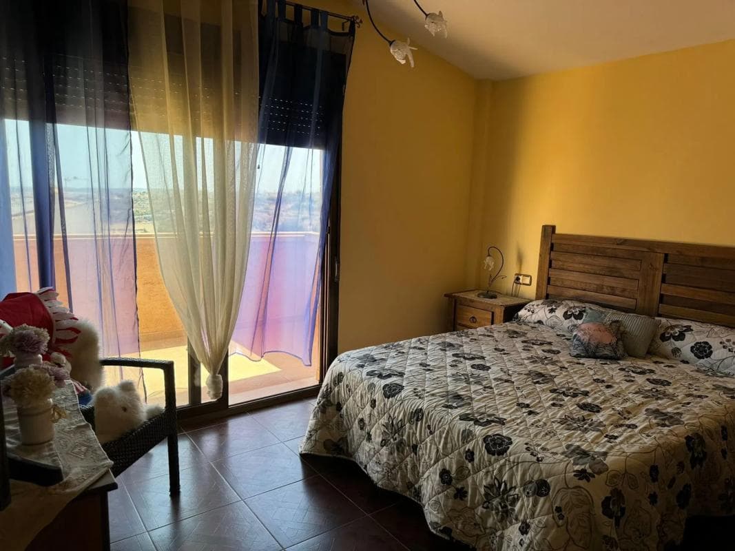 Propiedades en venta y alquiler en España photo 3