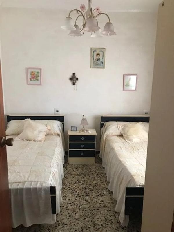 Propiedades en venta y alquiler en España photo 5