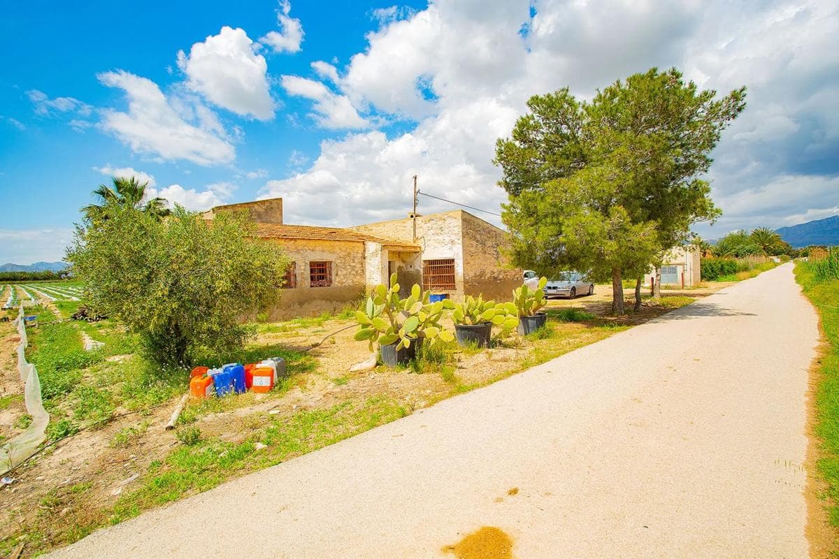 Propiedades en venta y alquiler en España photo 2