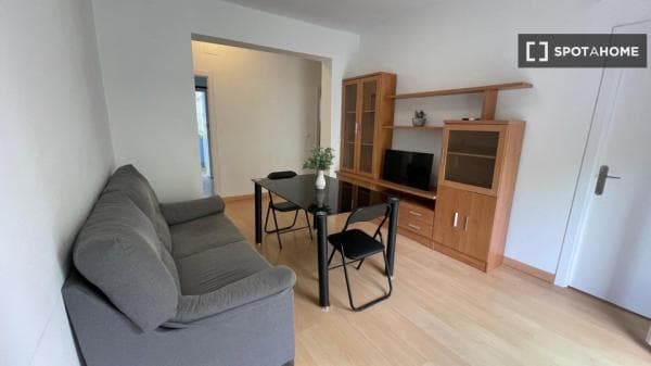Habitación en alquiler en Sevilla thumbnail 2