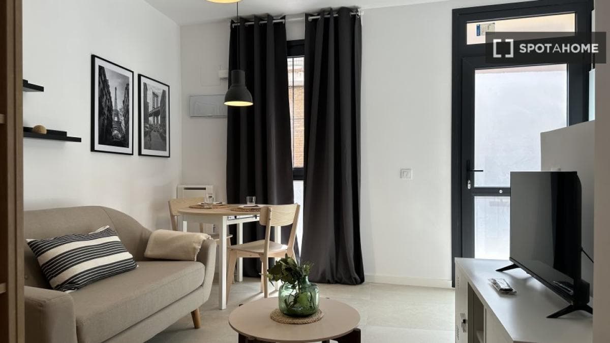 Properties for sale and rent in Spain photo 5