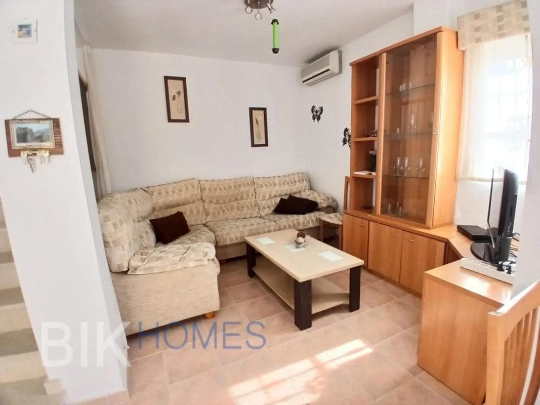 Недвижимость на продажу и в аренду в Испании photo 4