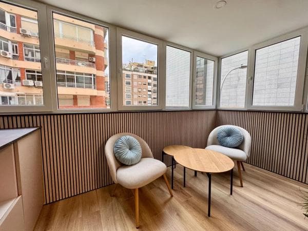 Edificio hotelero thumbnail 2