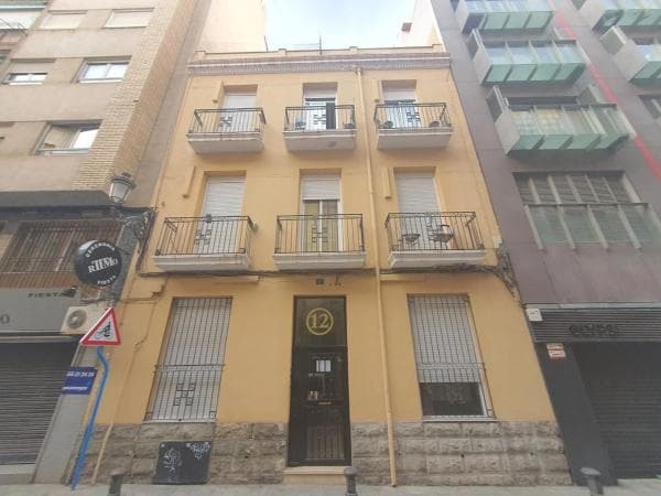 Edificio en Barrio Centro Tradicional thumbnail 1