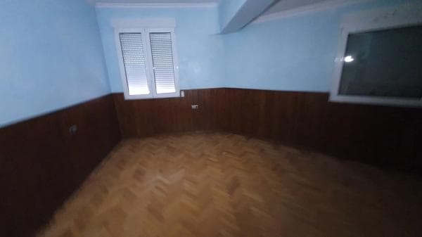 Edificio de uso mixto photo 3
