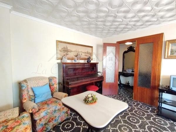 Apartment for sale in Sax, Sax photo 4