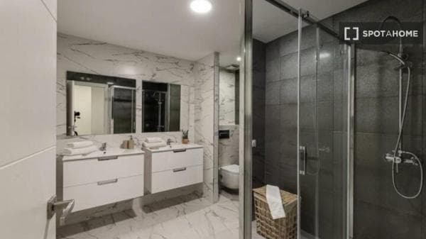 Apartment for rent in Av. de Menéndez Pelayo , Madrid thumbnail 1