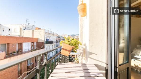 Piso en alquiler en Carrer de Galileu 4º 2ª , Barcelona thumbnail 1
