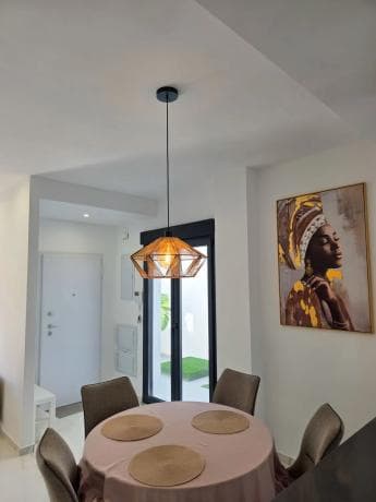 Casa independiente en calle Benito Pérez Galdós, 33 thumbnail 1