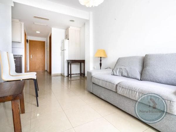 Piso en venta en Calle Ausiàs March, Guardamar del Segura
photo 1