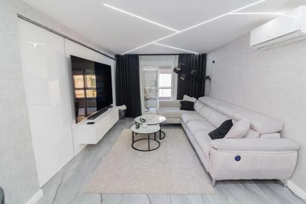 Apartment for sale in Avenida Teodomiro, Orihuela photo 1