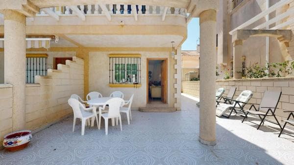 Chalet pareado photo 1