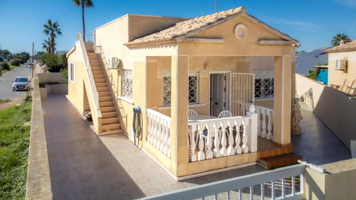 Propiedades en venta y alquiler en España photo 2