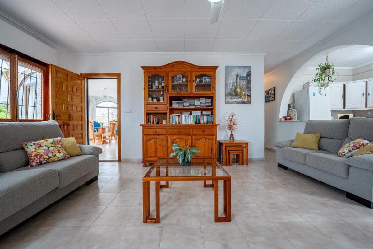Venta de chalet independiente en Barrio La Siesta - El Salado - Torreta, Torrevieja
photo 5