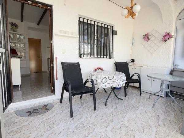 Chalet adosado en calle Doctor Alexander Fleming, 75 thumbnail 1