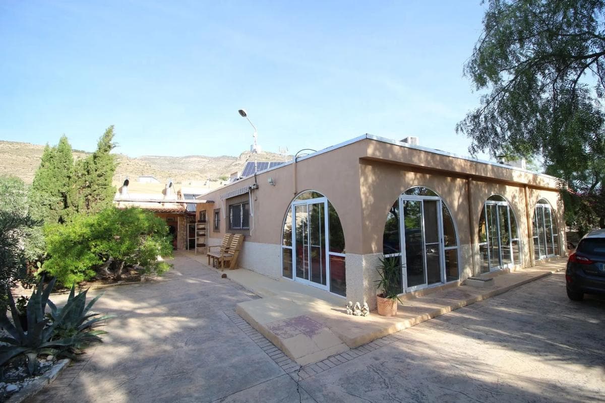 Venta de chalet independiente en Crevillente, Crevillente
photo 2