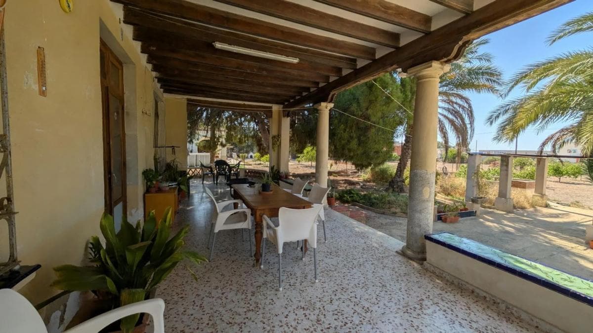 Propiedades en venta y alquiler en España photo 2