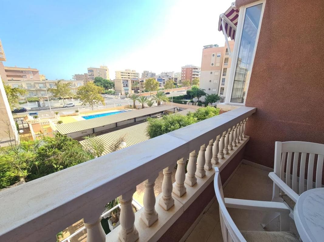 Venta de piso en Calle Gijón, 7, Elche / Elx
photo 5