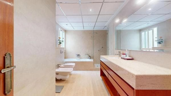 Piso en venta en Calle Sant Jordi, Elche / Elx
thumbnail 2
