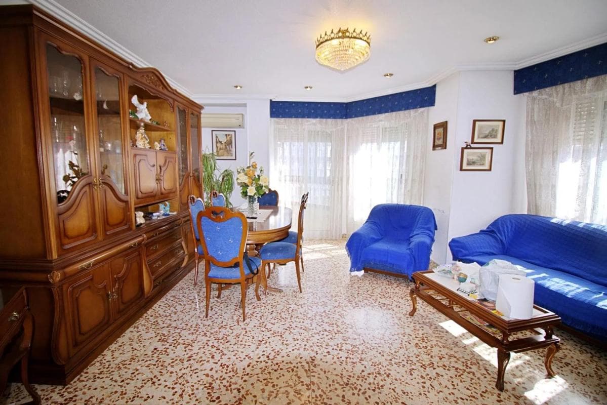 Venta de piso en Barrio Pont Nou-Corazón de Jesús, Elche / Elx
photo 2