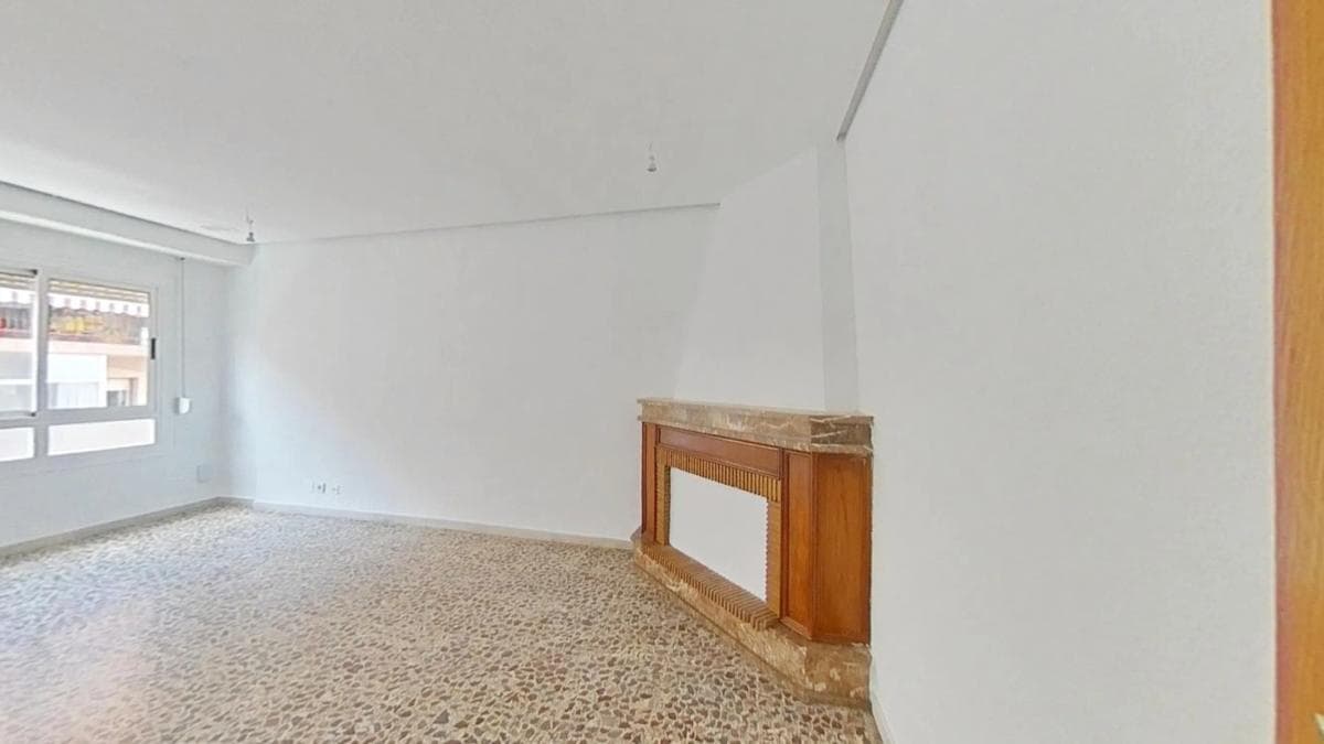 Venta de piso en Barrio Carrús Este, Elche / Elx
photo 2