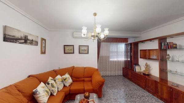 Piso en venta en Barrio Ciudad de Asís, Alicante / Alacant
photo 1