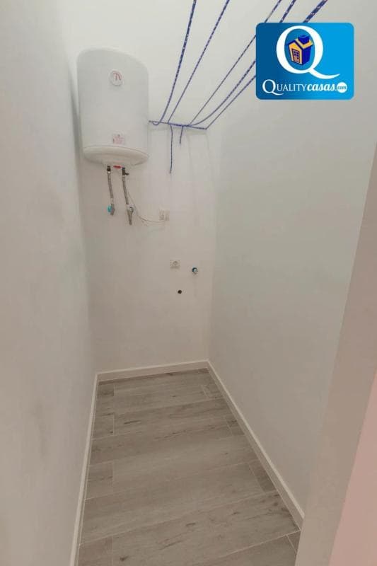 Venta de piso en Barrio La Florida, Alicante / Alacant
photo 4