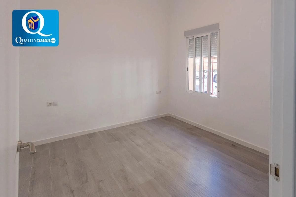 Venta de piso en Barrio La Florida, Alicante / Alacant
photo 5