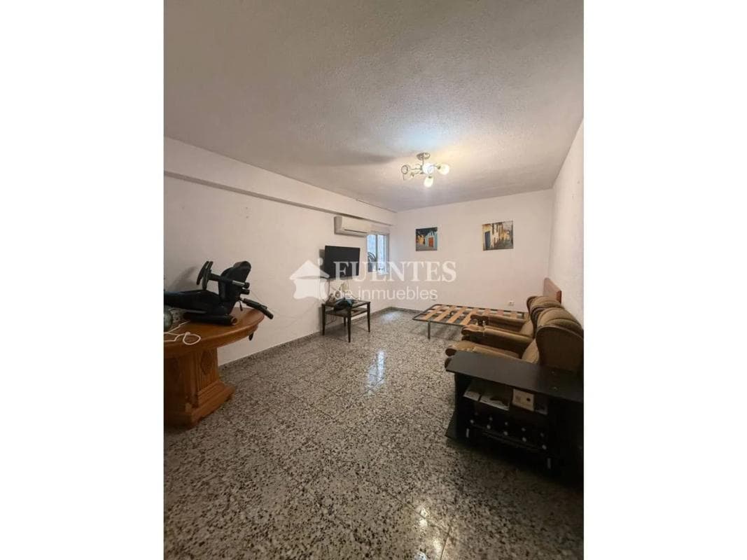 Venta de piso en Calle Aspe, Alicante / Alacant
photo 4