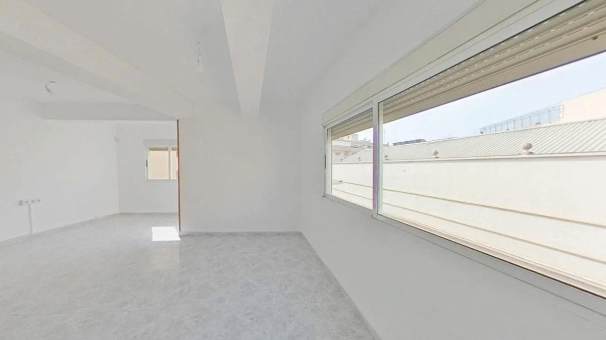 Venta de piso en Barrio Carolinas Altas, Alicante / Alacant
photo 5