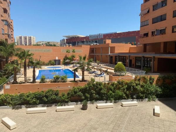 Piso en venta en Calle Pintor Xavier Soler, 1, Alicante / Alacant
thumbnail 1