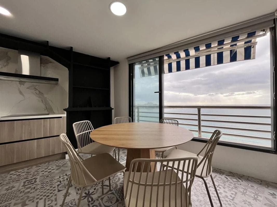 Venta de piso en Calle Sol Naixent, Alicante / Alacant
photo 2