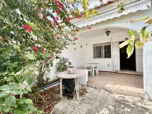 Chalet adosado photo 1