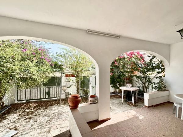 Chalet adosado photo 2
