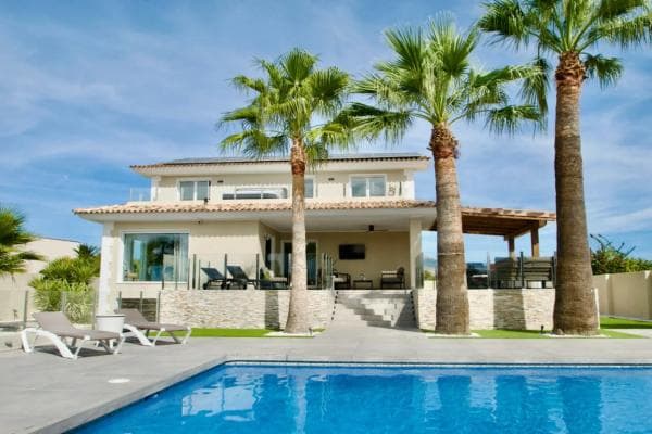 Casa independiente photo 1