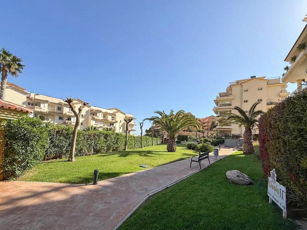Sale of apartment in Calle Pagell Mascarat, Altea
photo 4