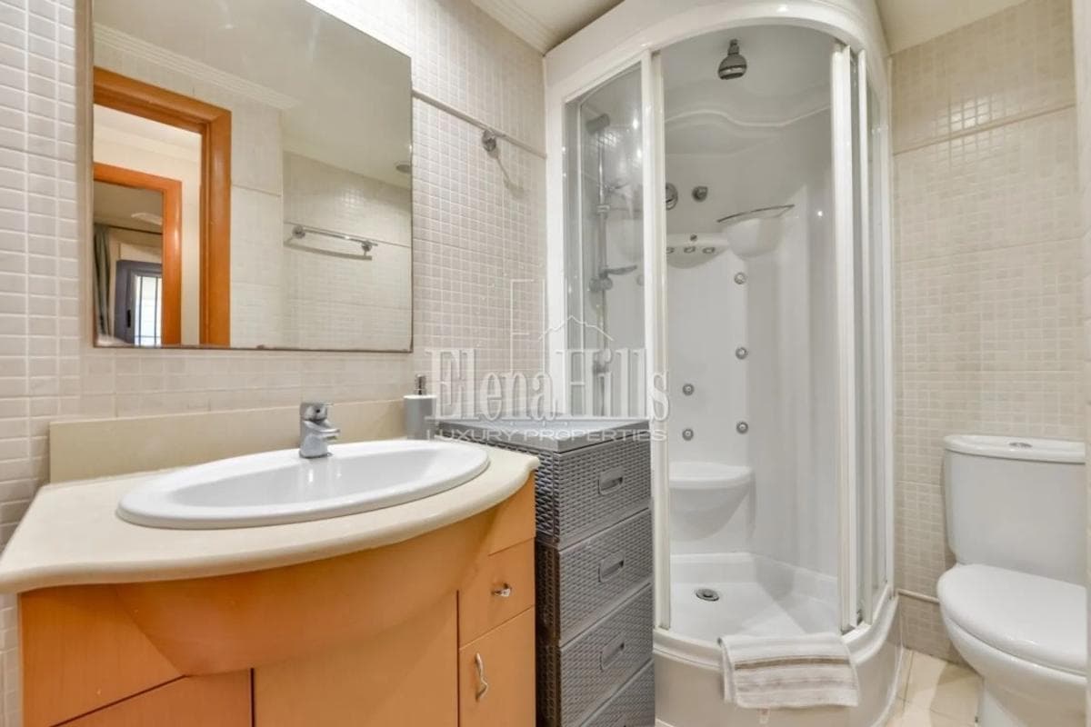 Sale of apartment in Calle Currica, Altea
photo 4