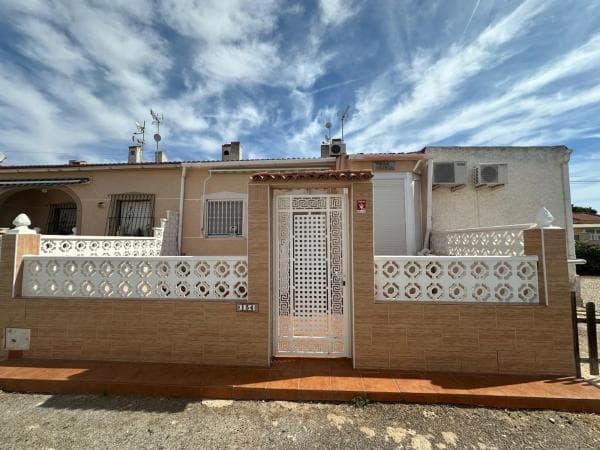 Chalet pareado photo 1