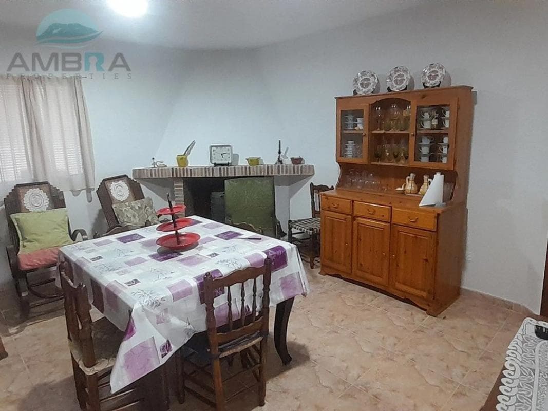 Propiedades en venta y alquiler en España photo 4