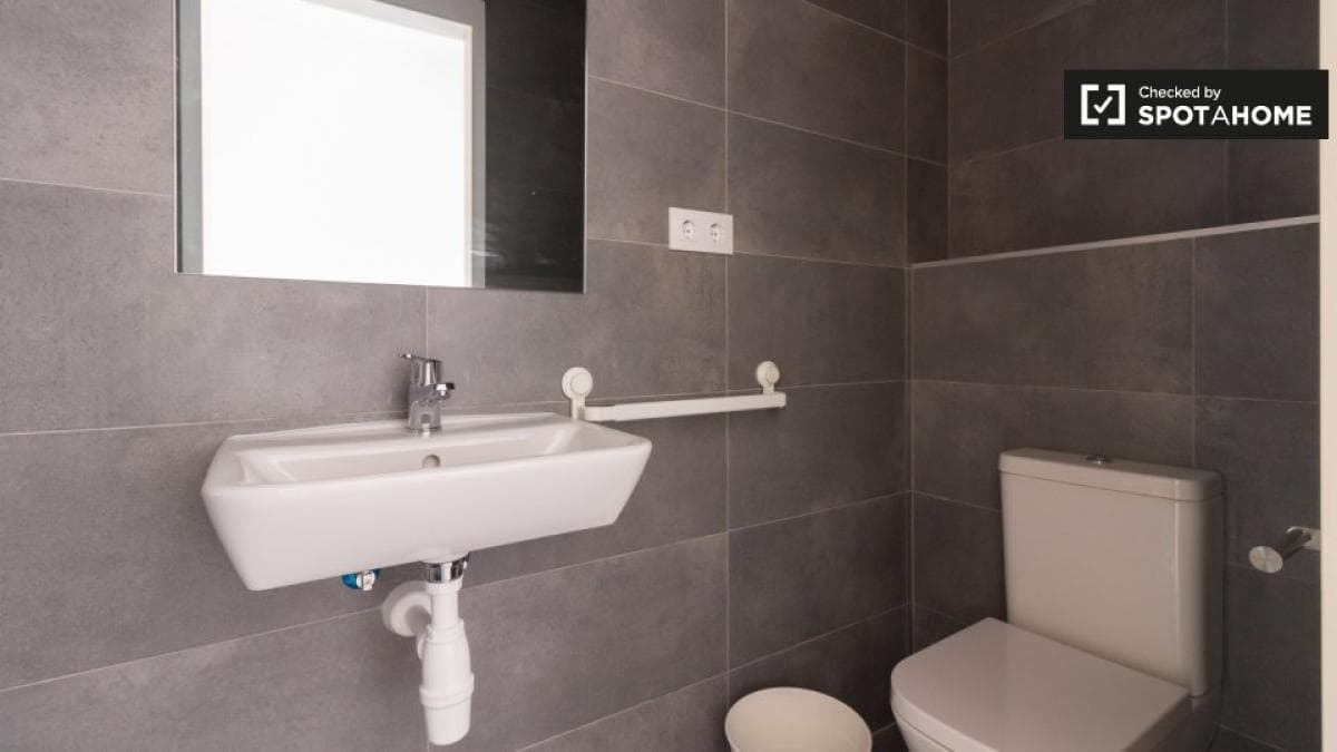 Недвижимость на продажу и в аренду в Испании photo 3