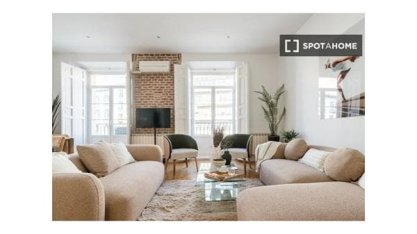 Piso en alquiler en C/ de la Redempció , València thumbnail 1